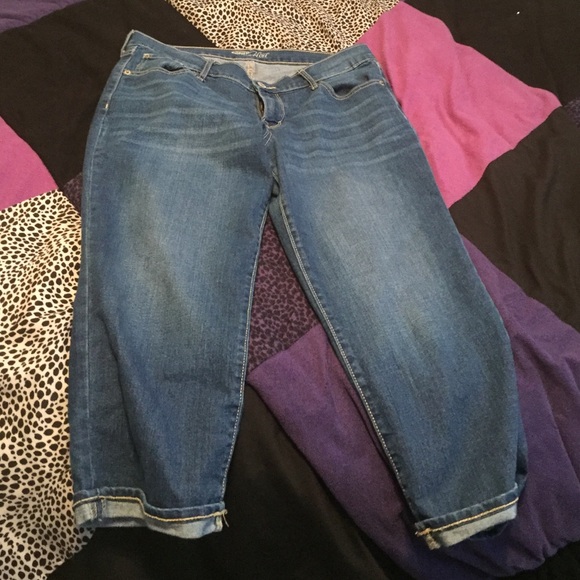 Old Navy Capri Jeans