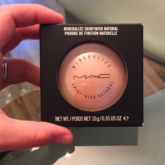 MAC Cosmetics Other - MAC mineralize skinfish natural