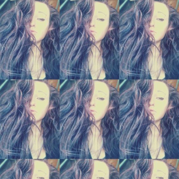 Meet your Posher, Jessica - Picture 1 of 1