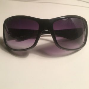 Kenneth Cole reaction glasses