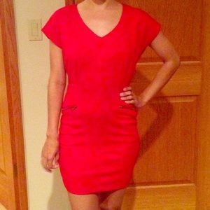 Forever 21 red zip up dress