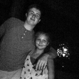 Meet your Posher, Chloe