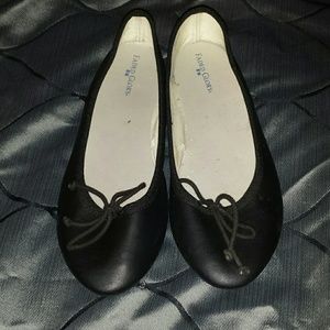 Black flats