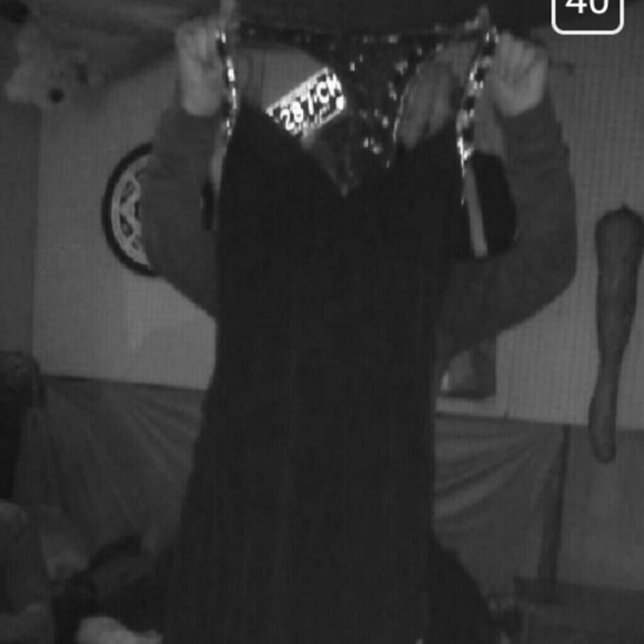 Party dress - Picture 1 of 2