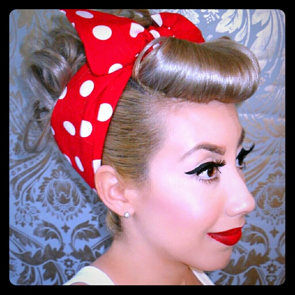 Rockabilly Red with White Polka Dot Bandana - PinU