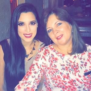 Meet your Posher, Rosa lorena