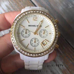 White & Gold Michael Kors Watch. 💯% Authentic