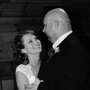 Meet your Posher, Mona