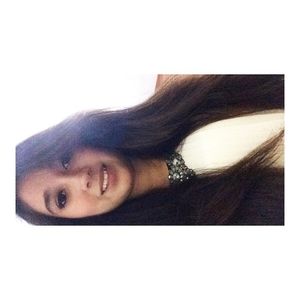 Meet your Posher, Ileana