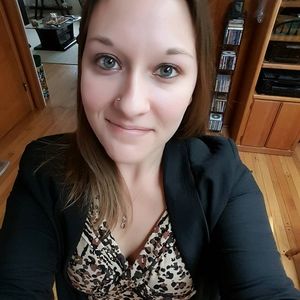 Meet your Posher, Amber