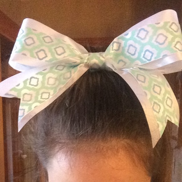 Handmade Cheer bow! - Picture 4 of 4