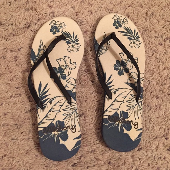 Billabong Flip Flops Size 6