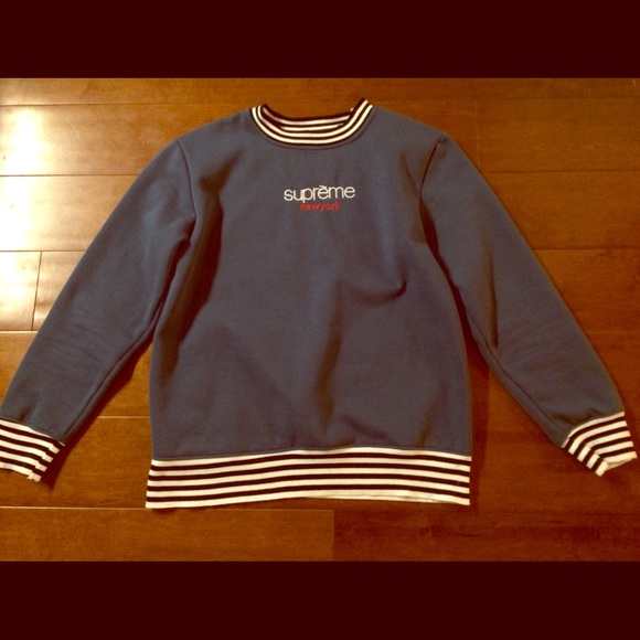 Supreme crewneck
