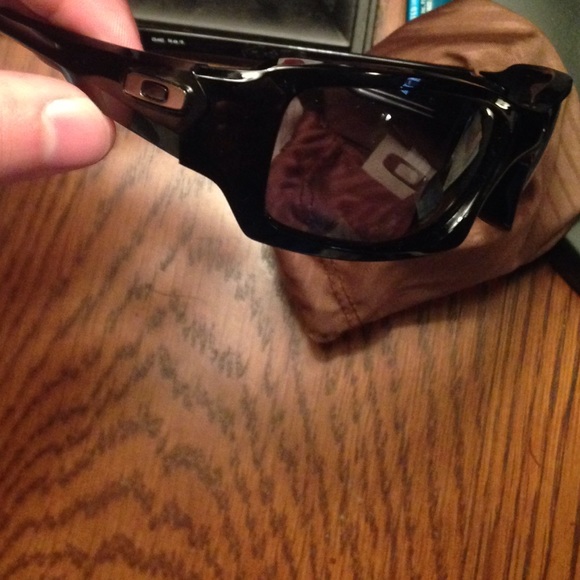 LIKE NEW Oakley Authentic Sunglasses