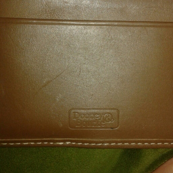 Dooney & bourke wallet - Picture 3 of 4