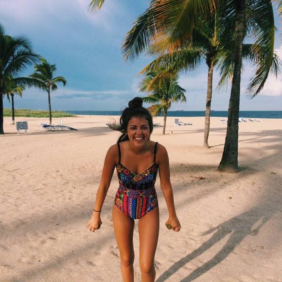 Meet your Posher, Katelyn