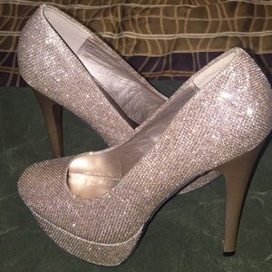 Champagne Glitter Pumps