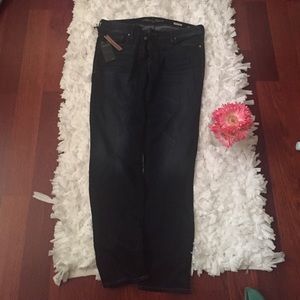 Never-Been-Worn Mavi Slim Boyfriend Jeans