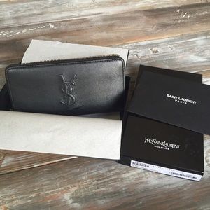Yves Saint Laurent Zippy Wallet 💯% Authentic