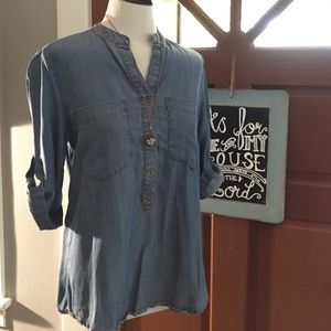 Mick neck chambray top