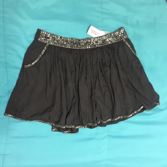 Beaded Forever 21 mini skirt size US L - Picture 1 of 3
