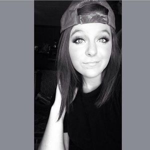 Meet your Posher, Shelby