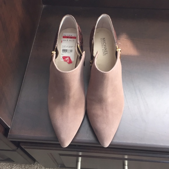 Brand new Michael kors bootie