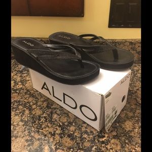 Aldo Sandals