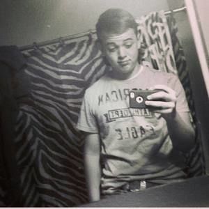 Meet your Posher, Brady