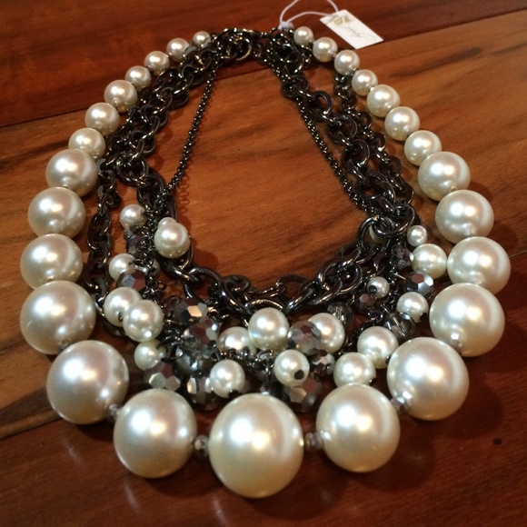 Saro Jewelry - Pearl and Metal Necklace