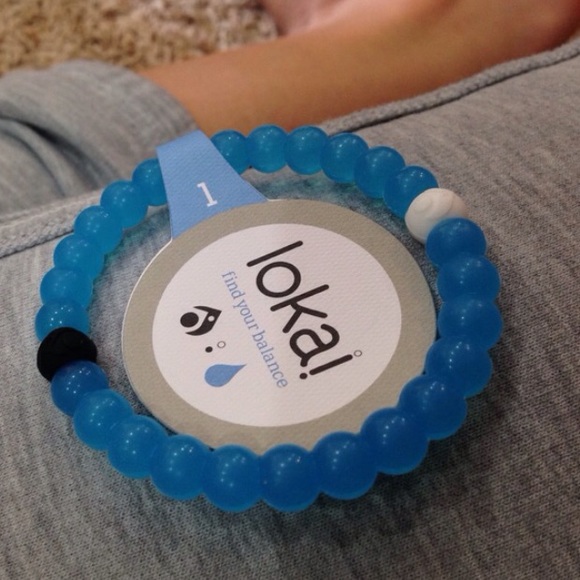 NWT Large blue Lokai bracelet