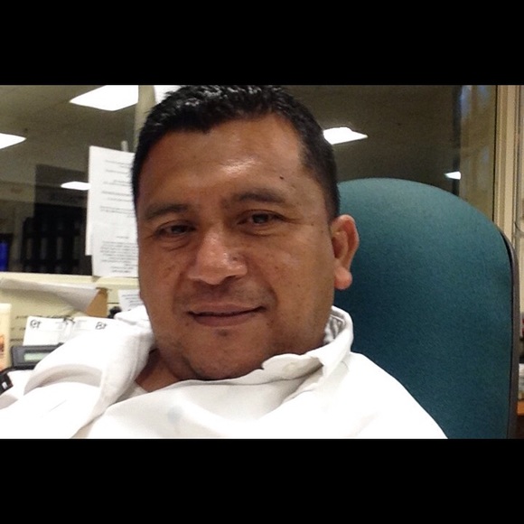 Meet your Posher, Cristian - Picture 1 of 1