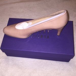 Stuart Weitzman Chicpump. Nude size 8.5