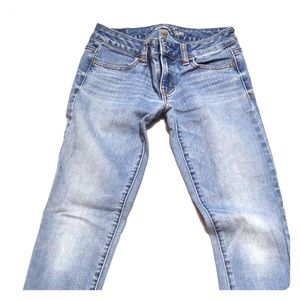 American Eagle Light Wash Jeggings