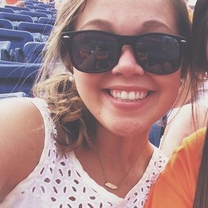 Meet your Posher, Kara