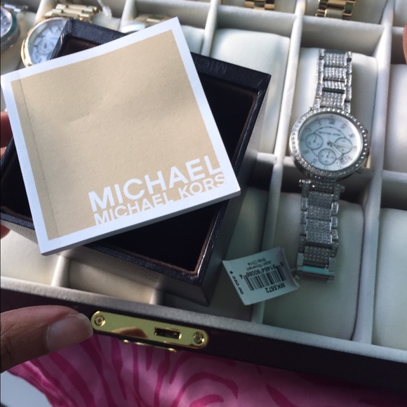 SOLD ⭐️⭐️⭐️ - Picture 3 of 4