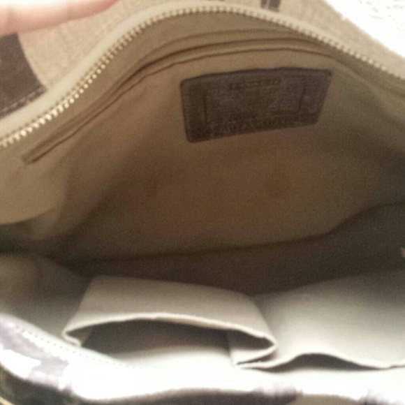 Coach purse - Picture 3 of 4