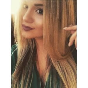 Meet your Posher, Briana