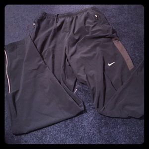 Nike fit wind pant