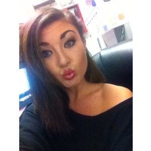 Meet your Posher, Sydney