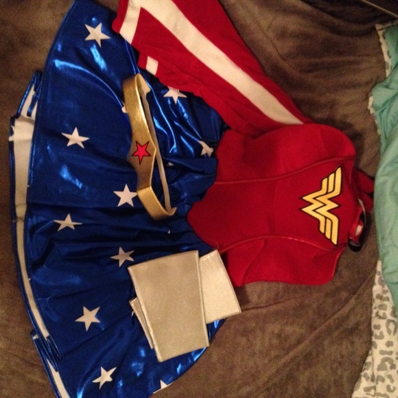 Wonder Woman Halloween Costume! 😍❤️👍