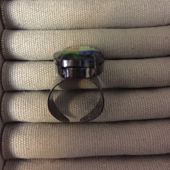 Ring 💍 - Picture 2 of 2