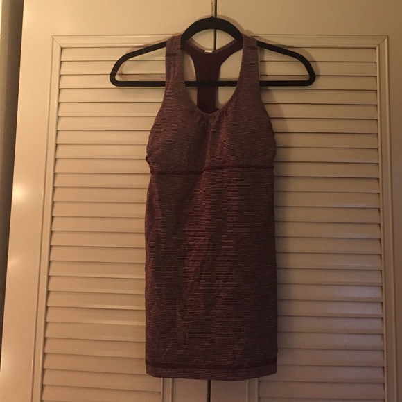 Lululemon built in bra top