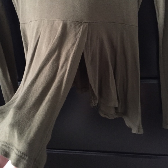 Long sleeve - Picture 2 of 3