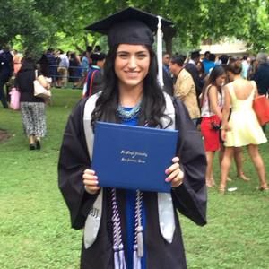 Meet your Posher, Alyssa