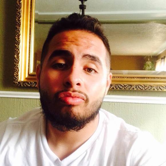 Meet your Posher, Louis