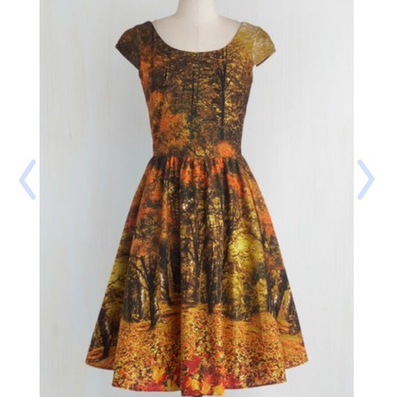 sights to season forest dress