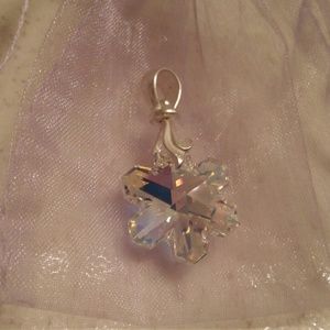 Swarovski Snowflake pendant, Sterling silver bale