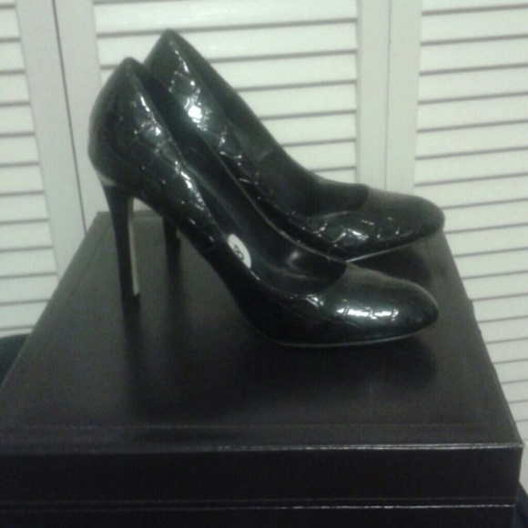 Brand new  JOEY black crock print shiny pumps