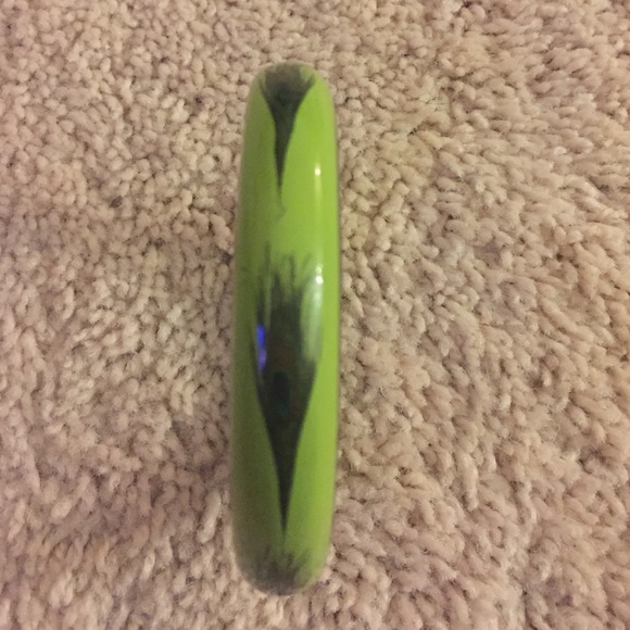 Beautiful lime green bracelets! - Picture 3 of 3